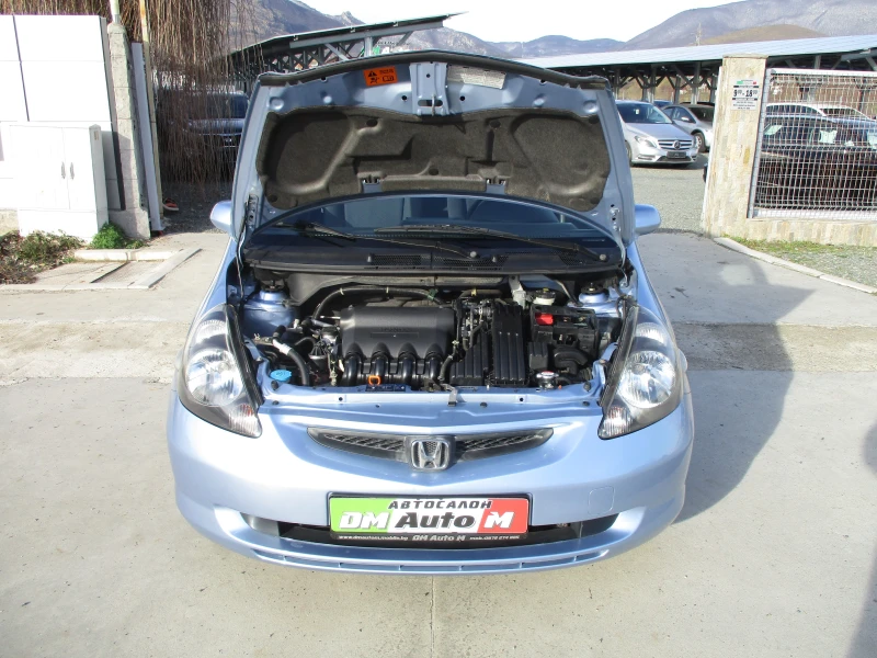 Honda Jazz 1.3/БЕНЗИН/78кс./КАТО НОВА, снимка 17 - Автомобили и джипове - 53537780