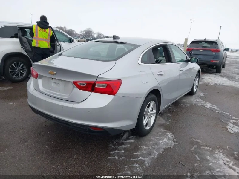 Chevrolet Malibu 1.5l Fwd 1Fl, снимка 4 - Автомобили и джипове - 53597916