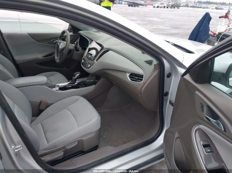 Chevrolet Malibu 1.5l Fwd 1Fl, снимка 5 - Автомобили и джипове - 53597916