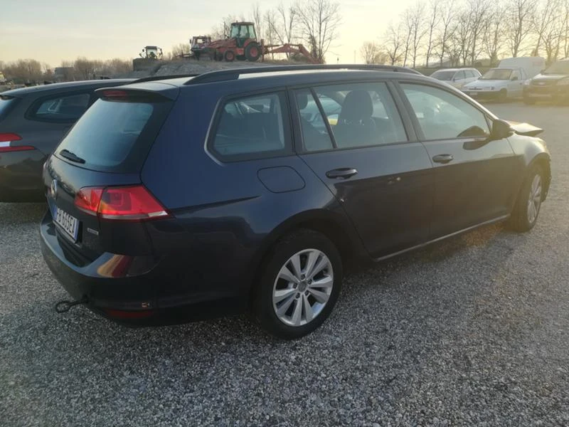 VW Golf Variant 1.6TDI - изображение 2