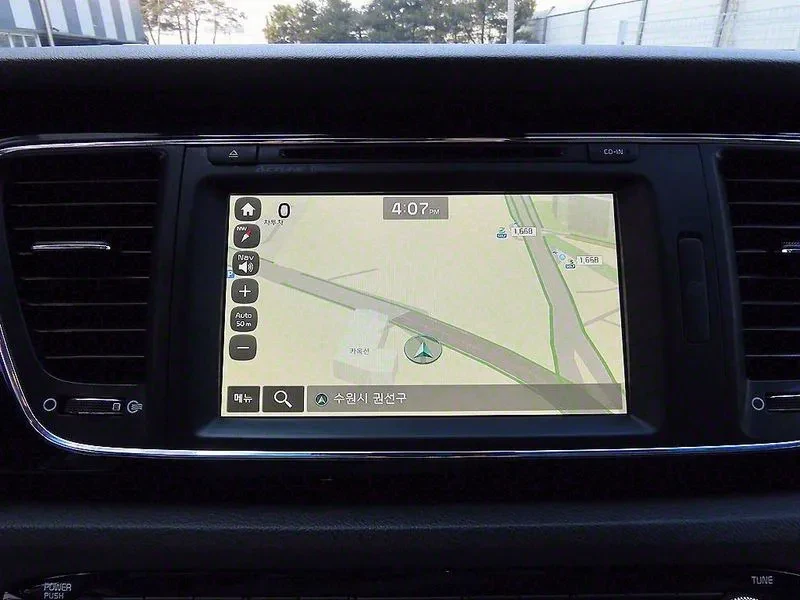Kia Carnival Gasoline 9-Seater Noblesse, снимка 13 - Автомобили и джипове - 55948928