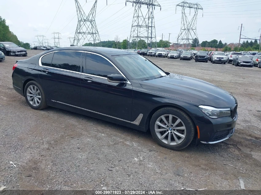 BMW 740 I xDrive Harman/Kardon* CarPlay* 4-зонов* Пано*  - изображение 3