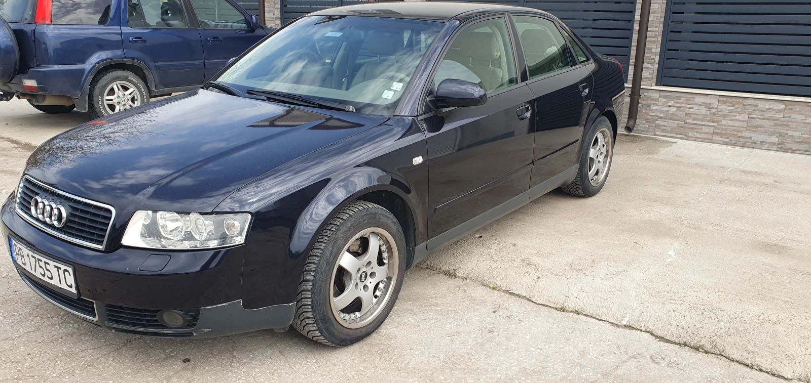 Audi A4  Б6 - изображение 2