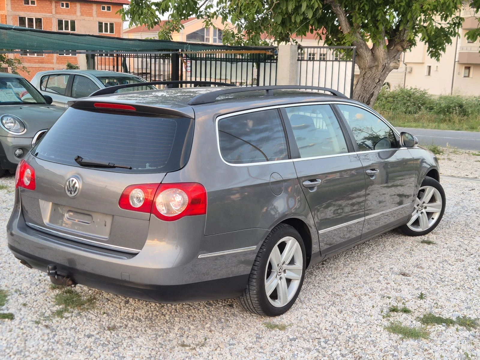 VW Passat 1.9TDI BLUEMOTION FACELIFT - изображение 5