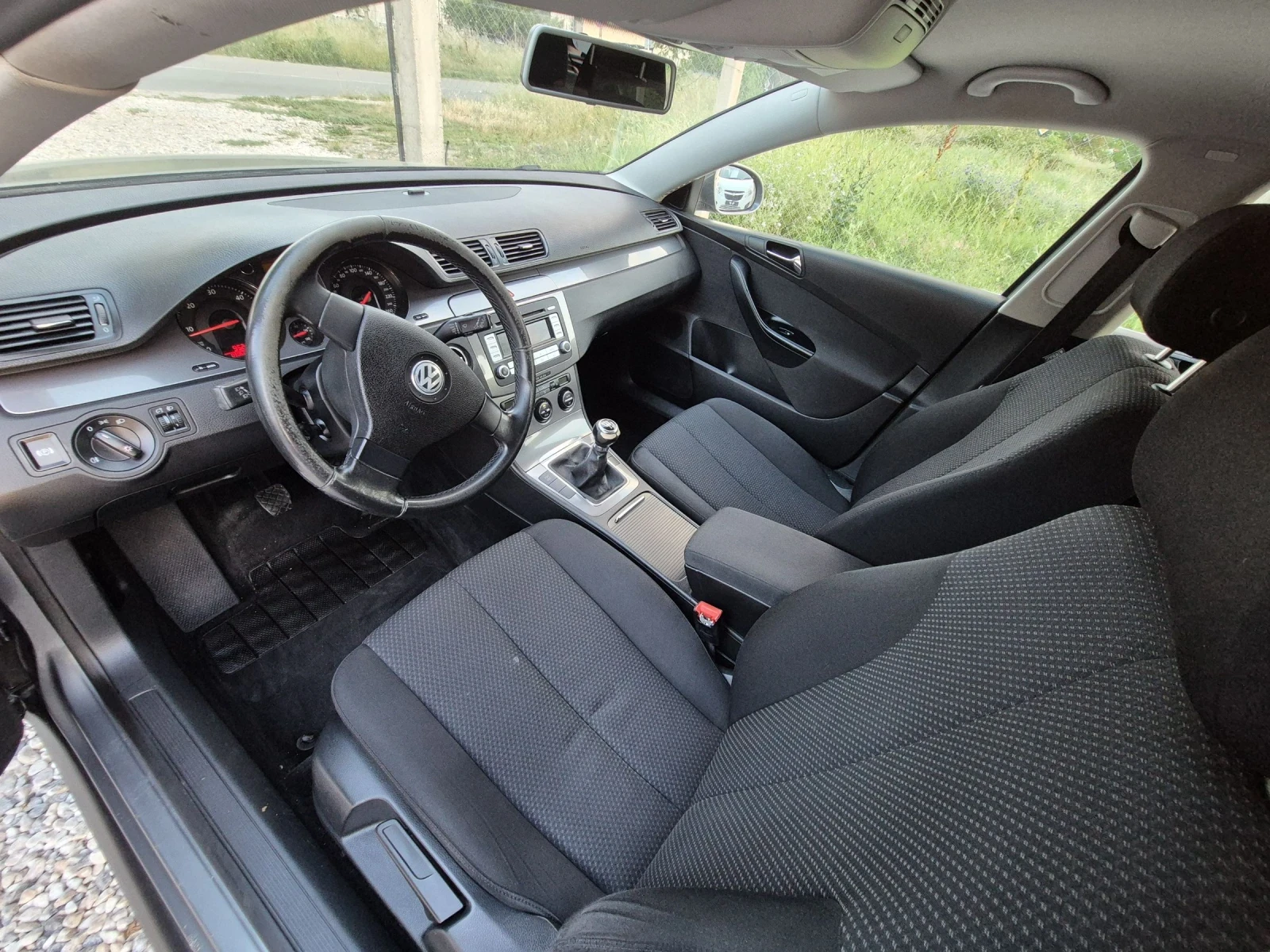 VW Passat 1.9TDI BLUEMOTION FACELIFT - изображение 10