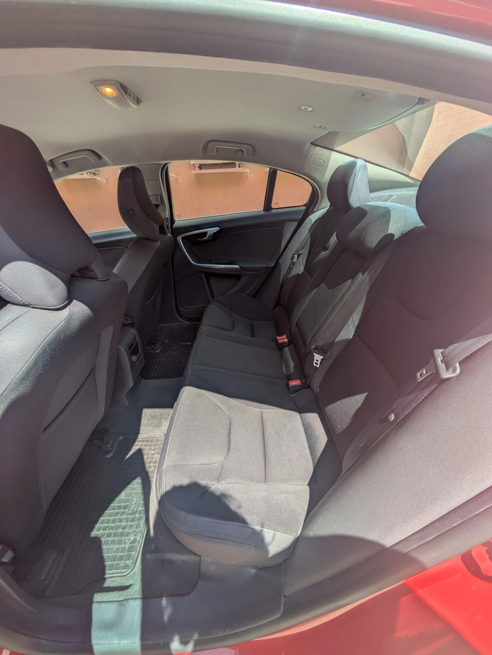 Volvo S60  - изображение 5