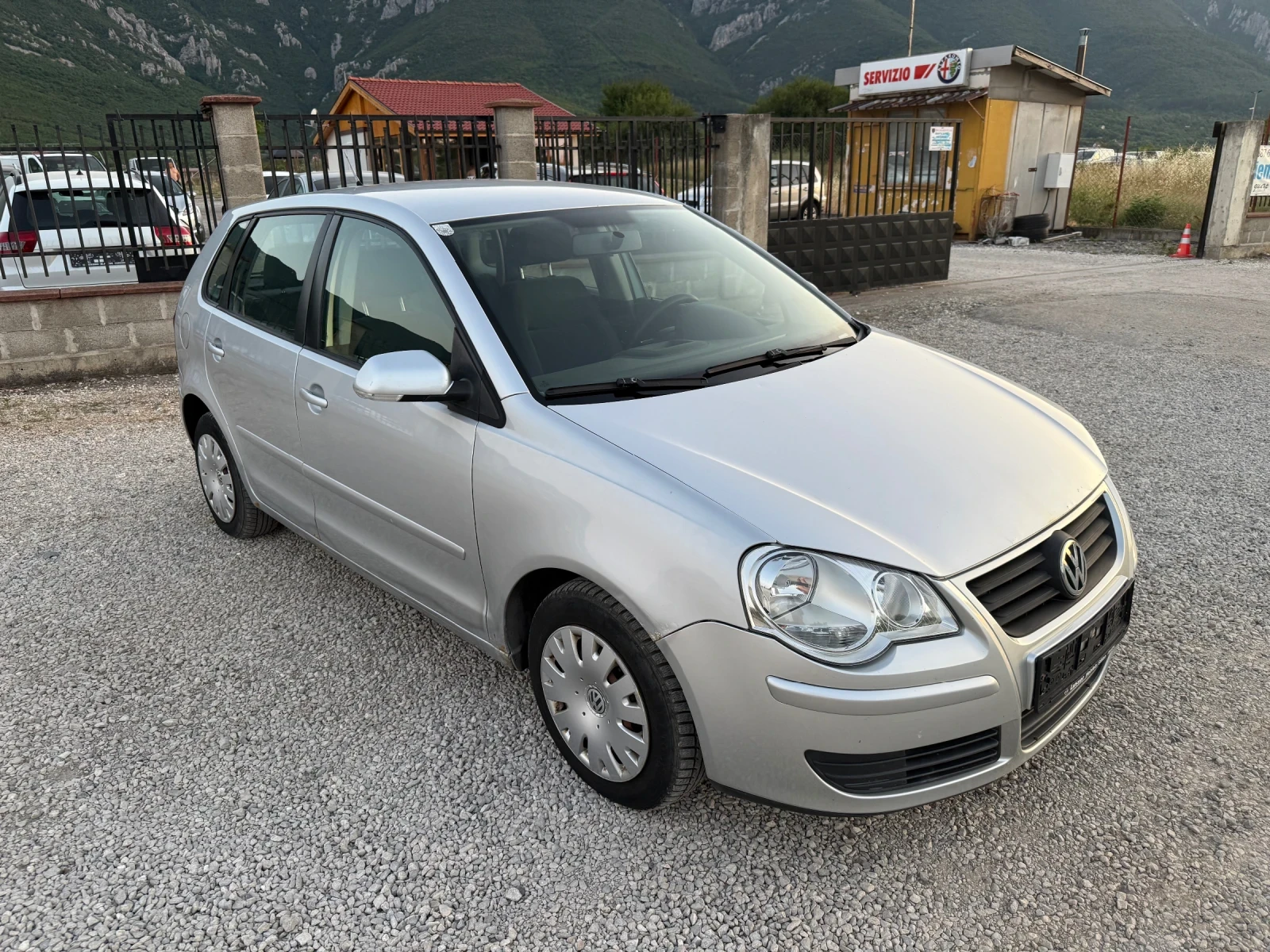 VW Polo 1.2 I КЛИМА - изображение 4