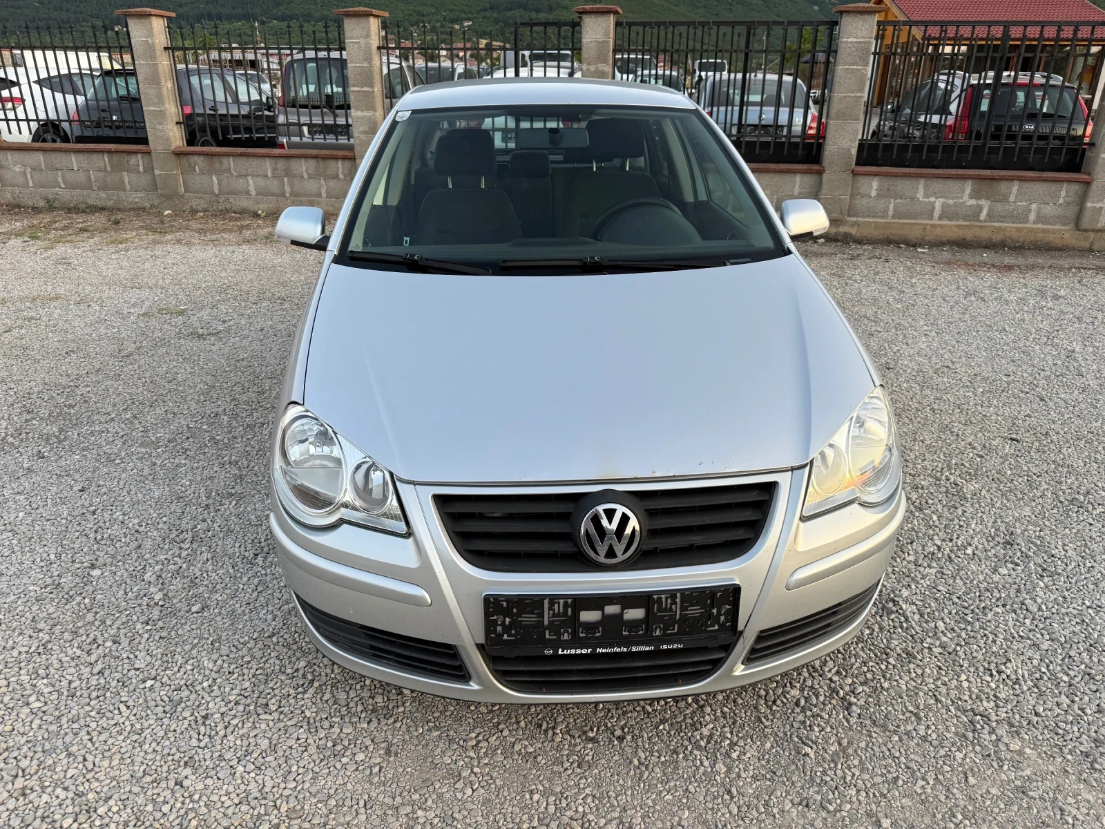 VW Polo 1.2 I КЛИМА - изображение 3