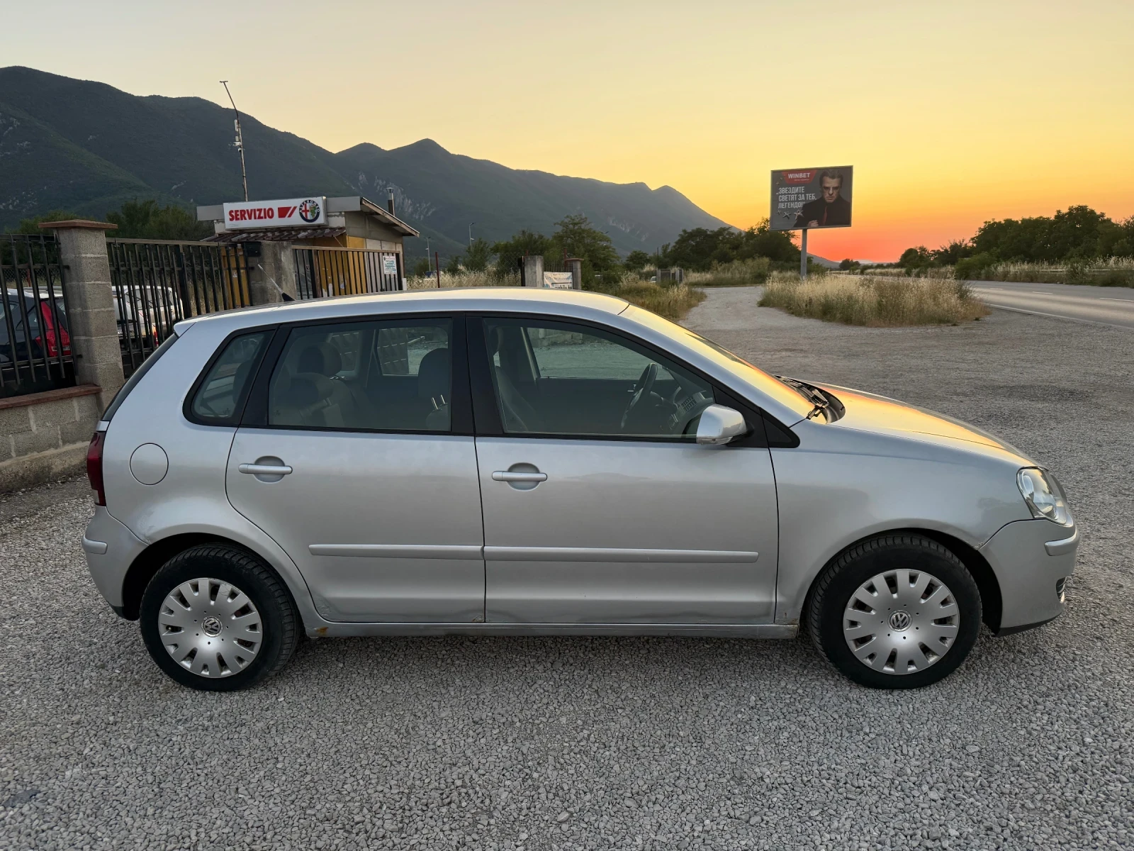 VW Polo 1.2 I КЛИМА - изображение 6
