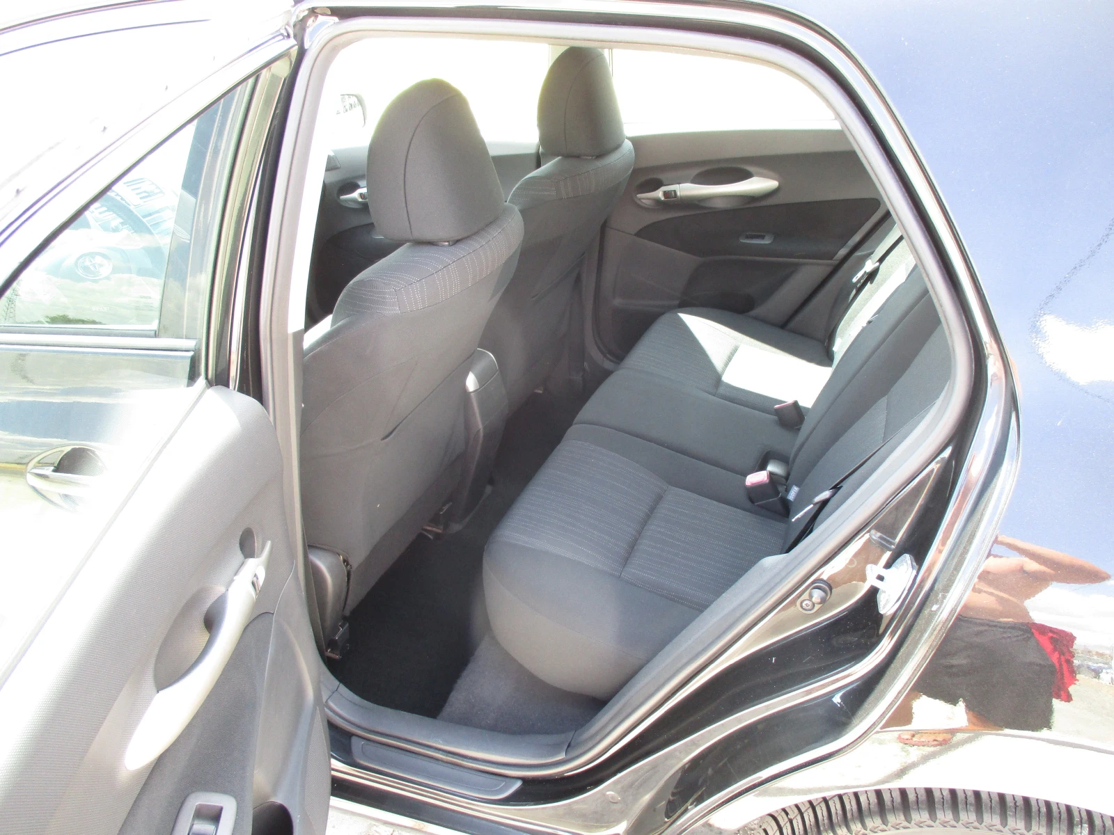 Toyota Auris 1.4//97./  | Mobile.bg   11