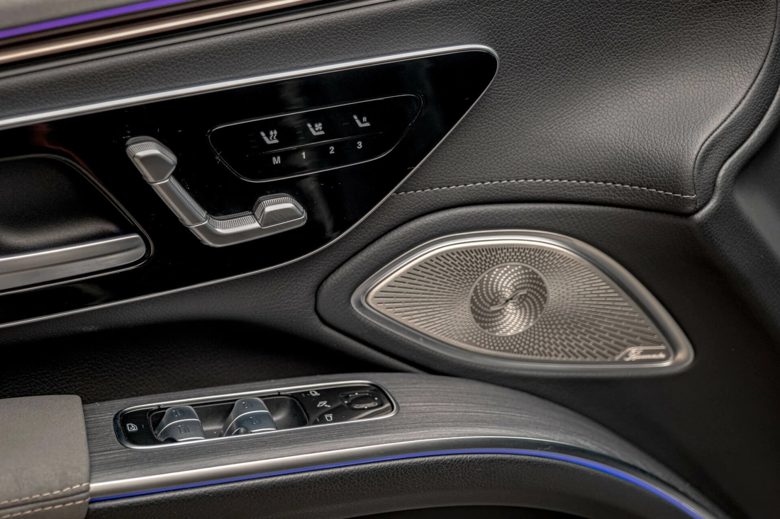 Mercedes-Benz EQS 53 AMG/4Matic + /Hyper Screen/RSE/Burmester/Обдухв - изображение 8