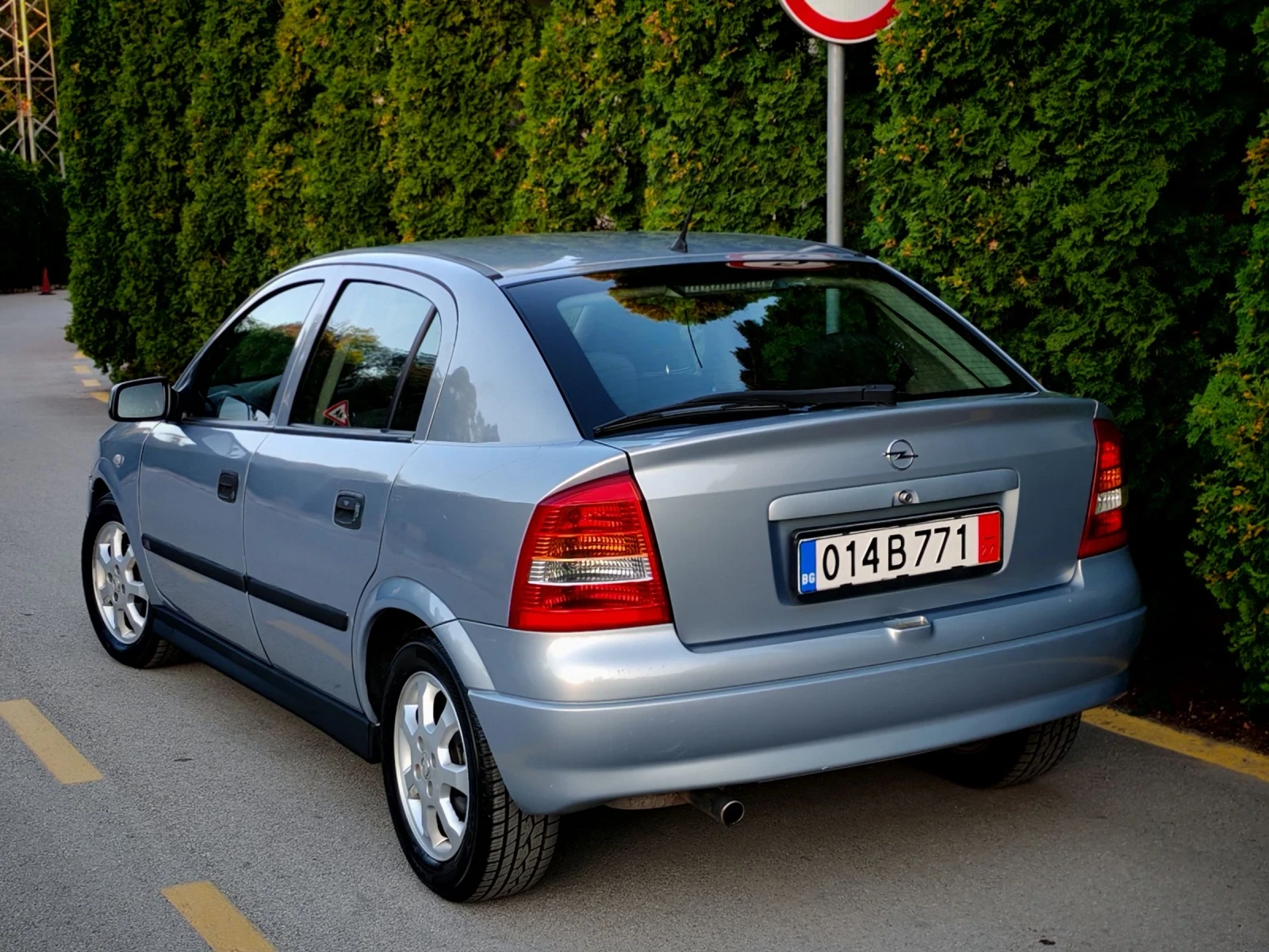 Opel Astra 1.6MI(84)* АВТОМАТИК* SELECTION-EDITION* НОВ ВНОС  - изображение 5