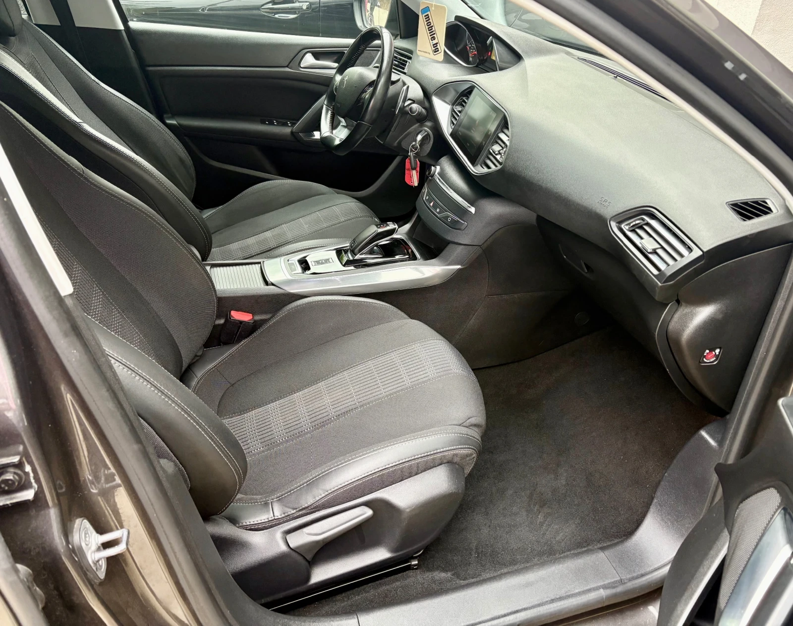 Peugeot 308 1.2 130коня! EAT8 FACELIFT  | Mobile.bg — изображение 10