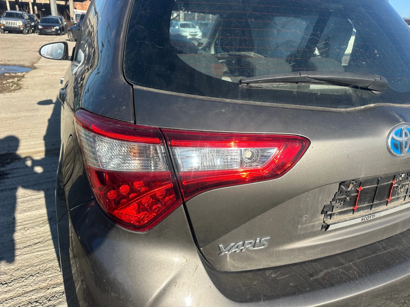 Toyota Yaris 1.5i Hybrid На части - изображение 4