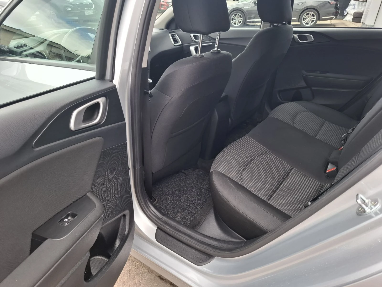 Kia Ceed 1.5 T-gdi  - изображение 7