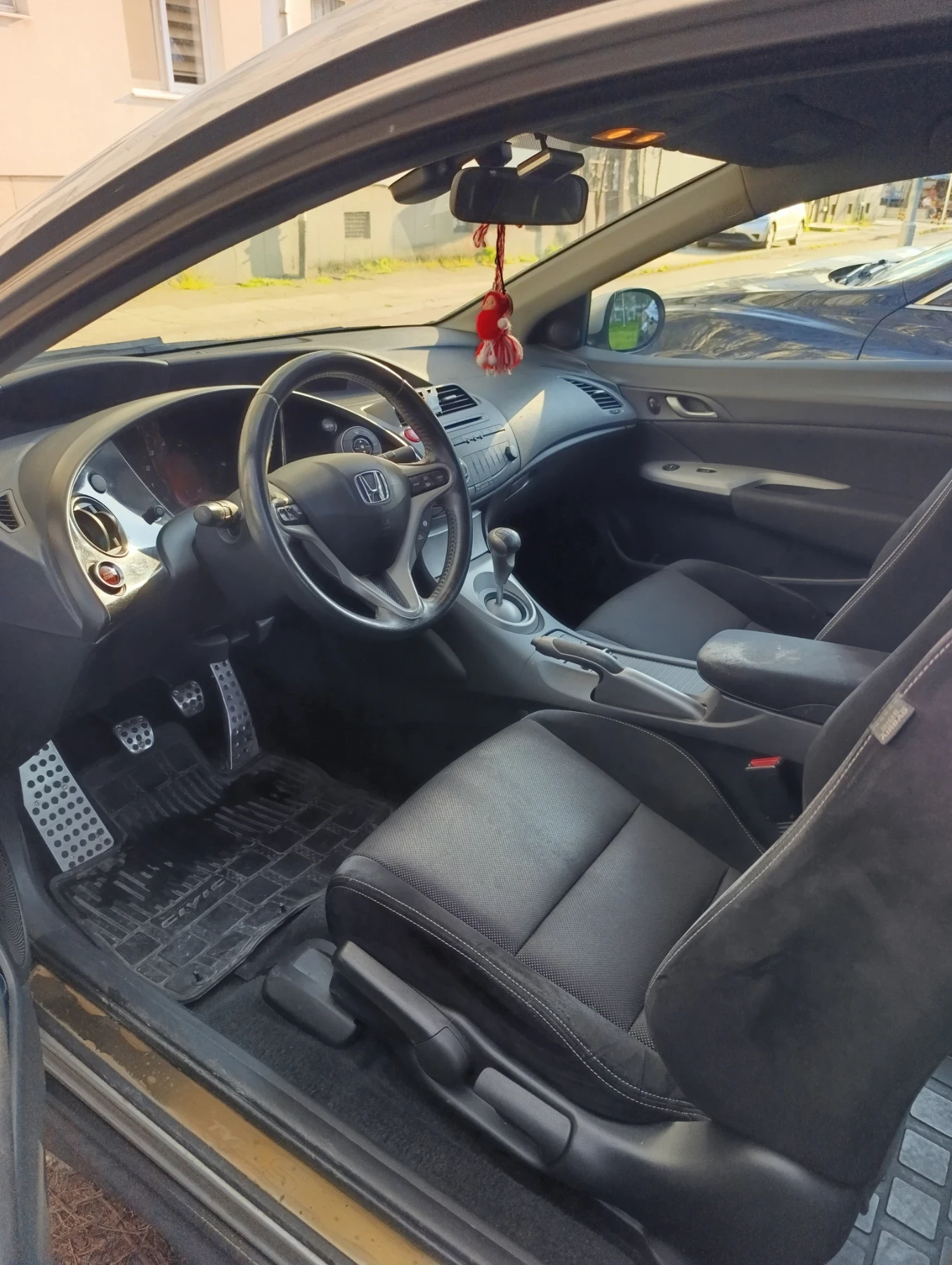 Honda Civic Type S 8ма генерация, снимка 17 - Автомобили и джипове - 54265202