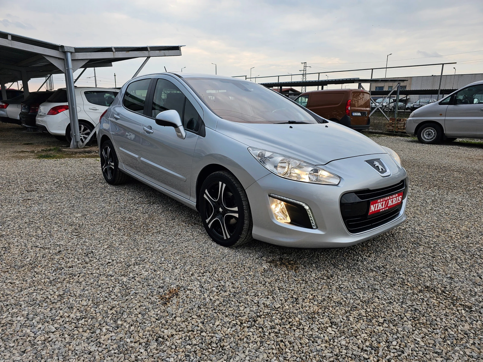 Peugeot 308 1.6eHDI .112kc. Feislift. 184000��� | Mobile.bg � ����������� 3