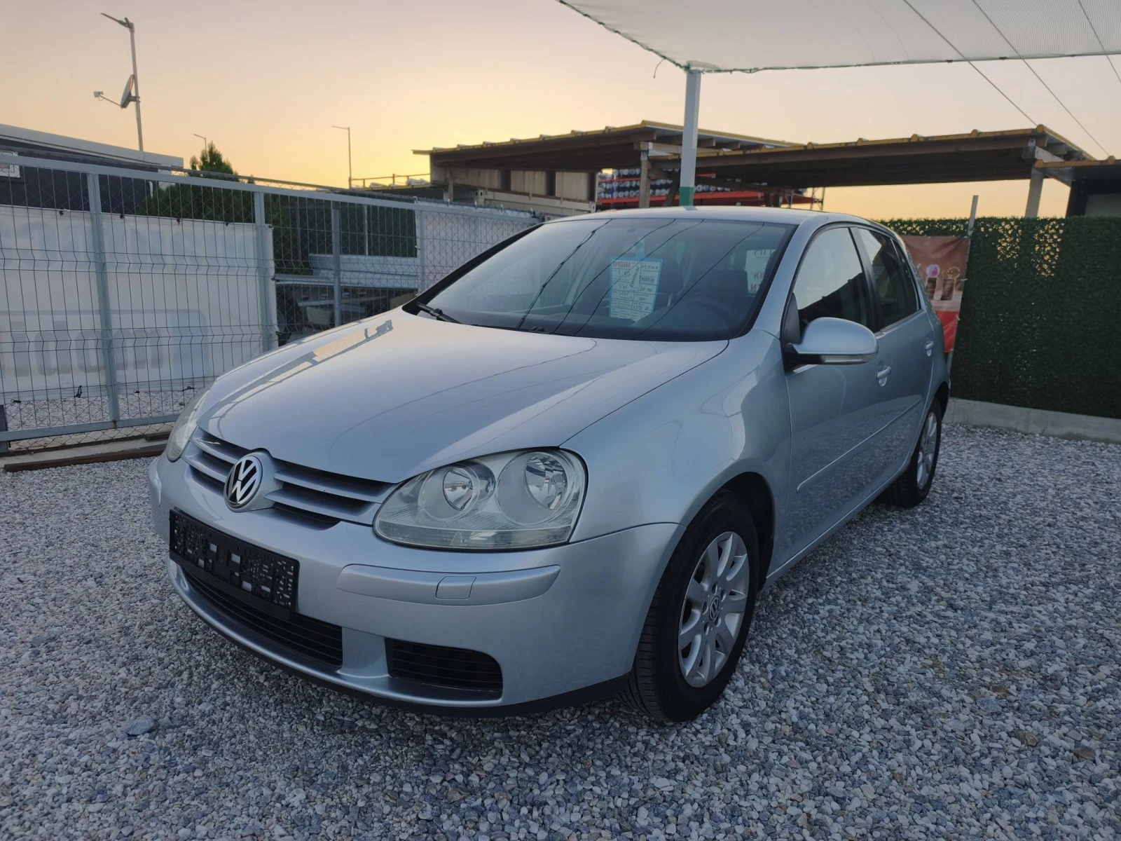 VW Golf 1.9 TDI , снимка 2 - Автомобили и джипове - 55199051