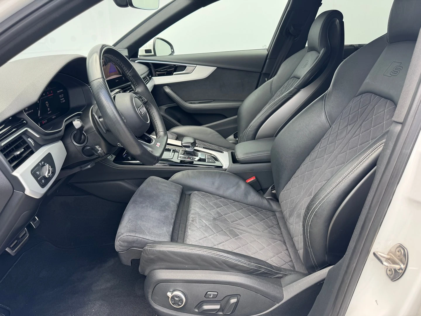 Audi A4 | Mobile.bg � ����������� 5