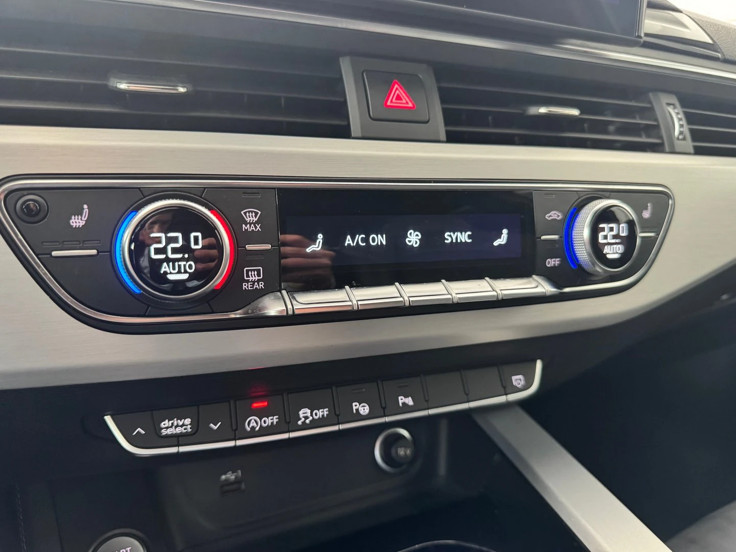 Audi A4 | Mobile.bg � ����������� 13