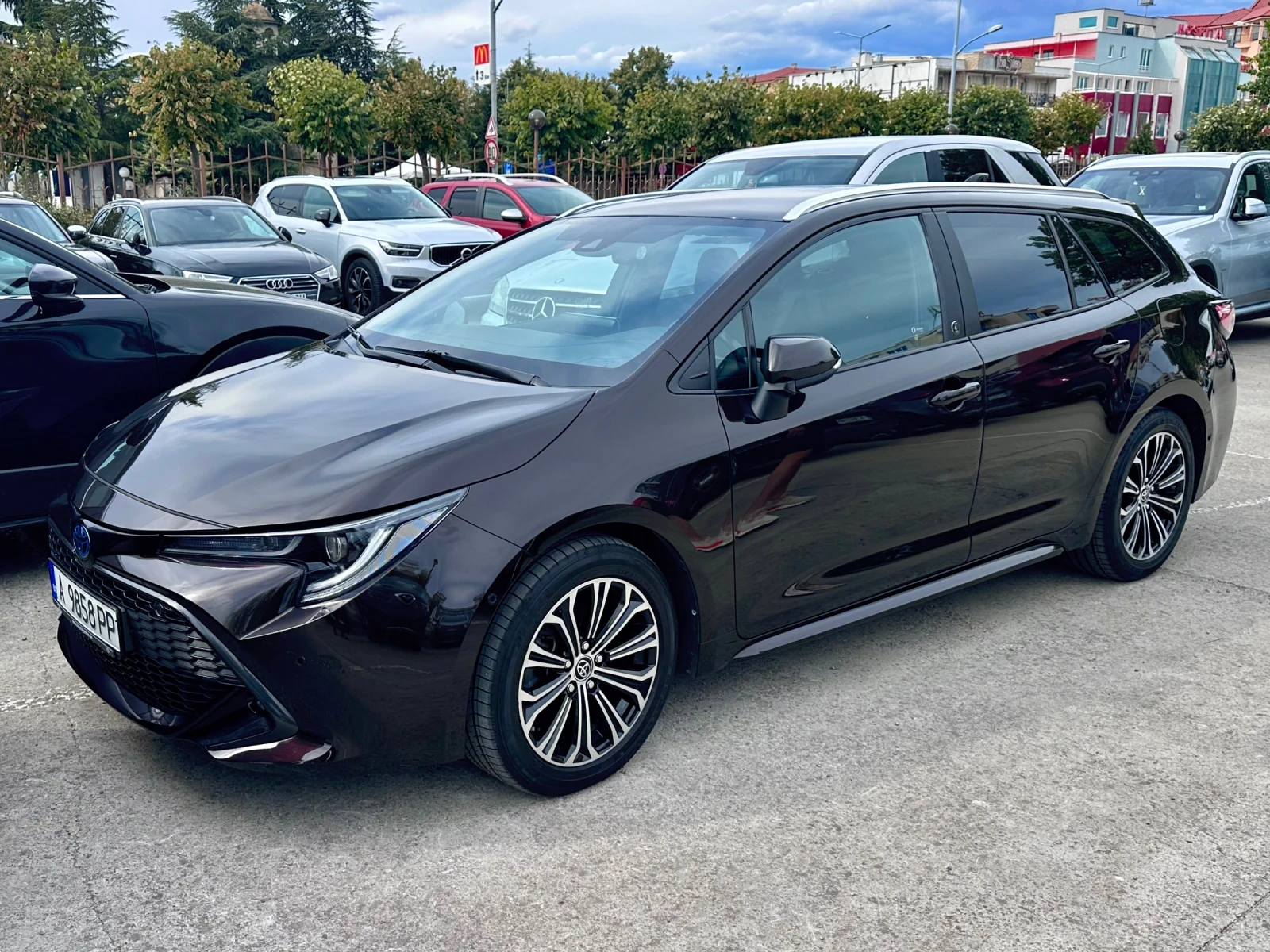Toyota Corolla TS Executive plus 2.0 184кс