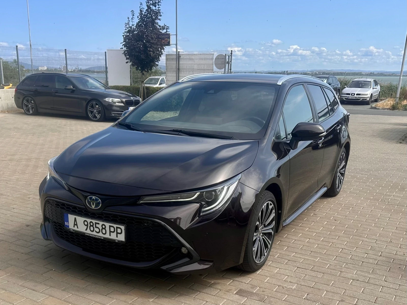 Toyota Corolla TS Executive plus 2.0 184кс, снимка 12 - Автомобили и джипове - 55317052