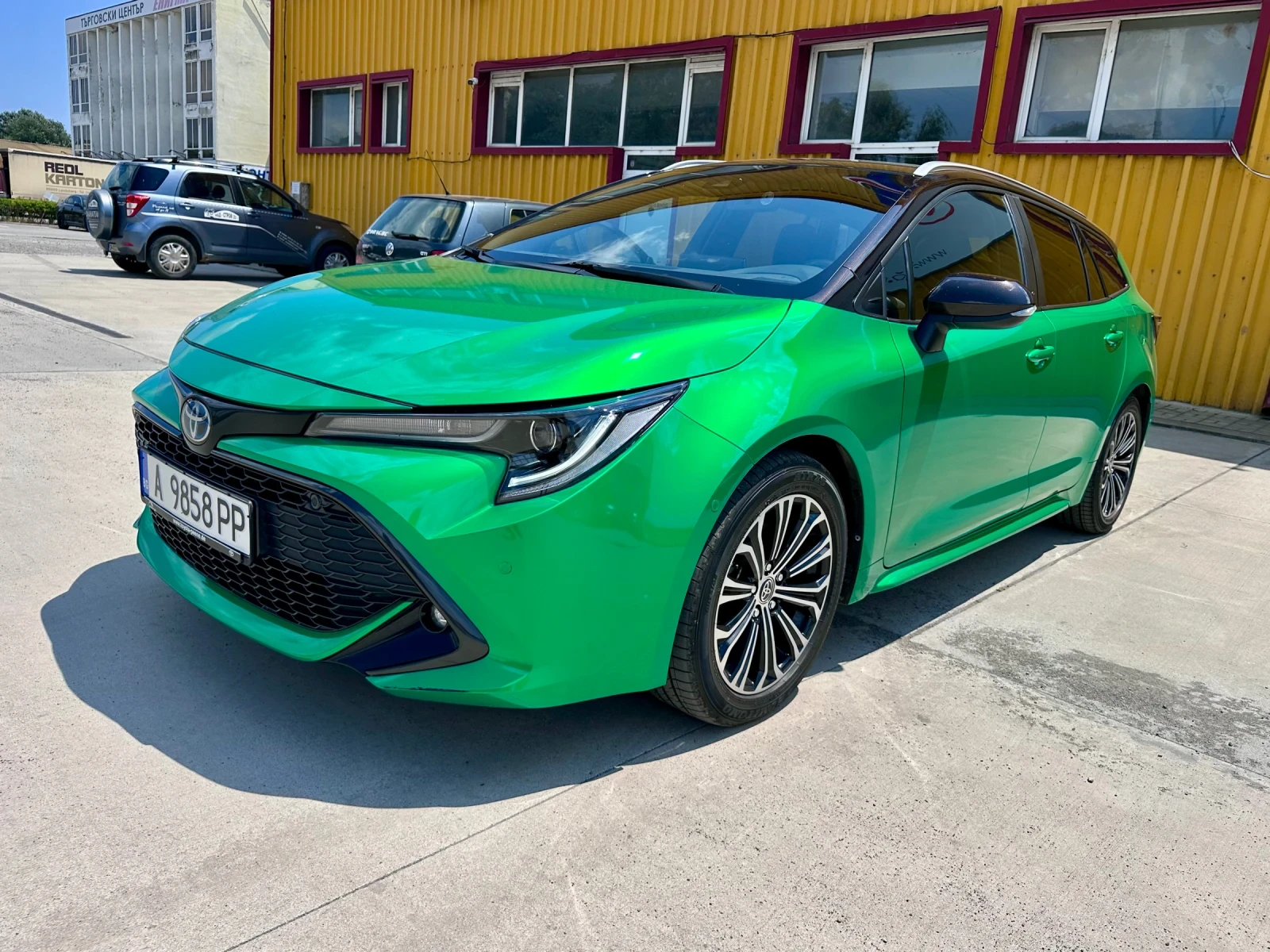 Toyota Corolla TS Executive plus 2.0 184кс, снимка 3 - Автомобили и джипове - 55317052