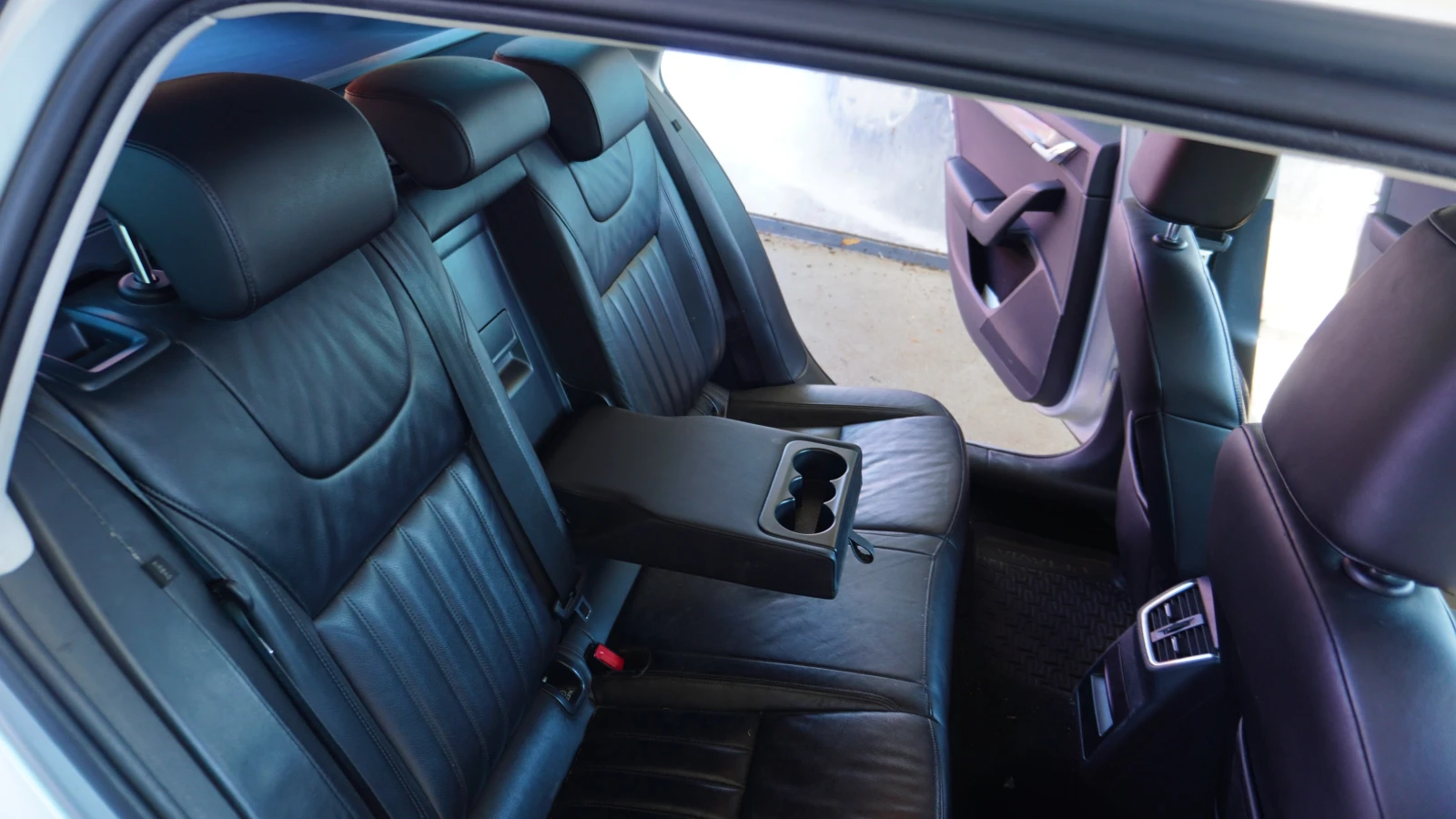 Skoda Octavia 1.5 G-TEC (CNG - метан), снимка 13 - Автомобили и джипове - 55643298