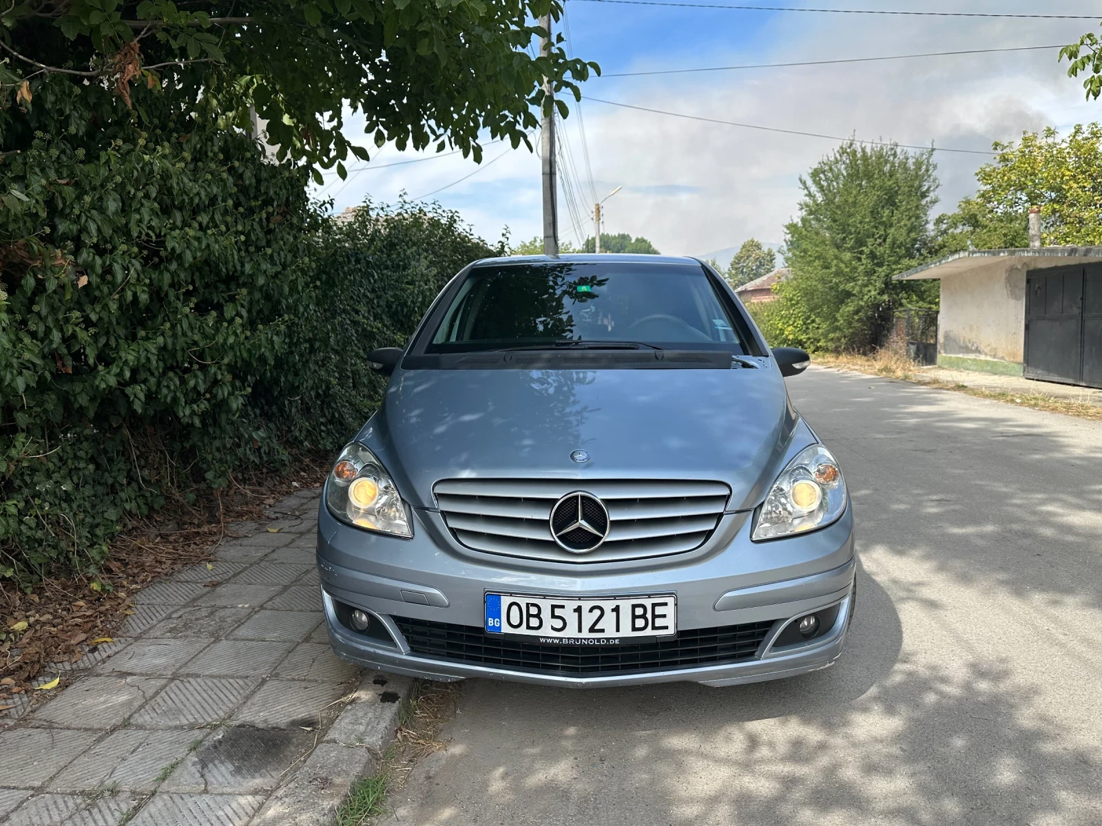 Mercedes-Benz 180, снимка 2 - Автомобили и джипове - 55710896