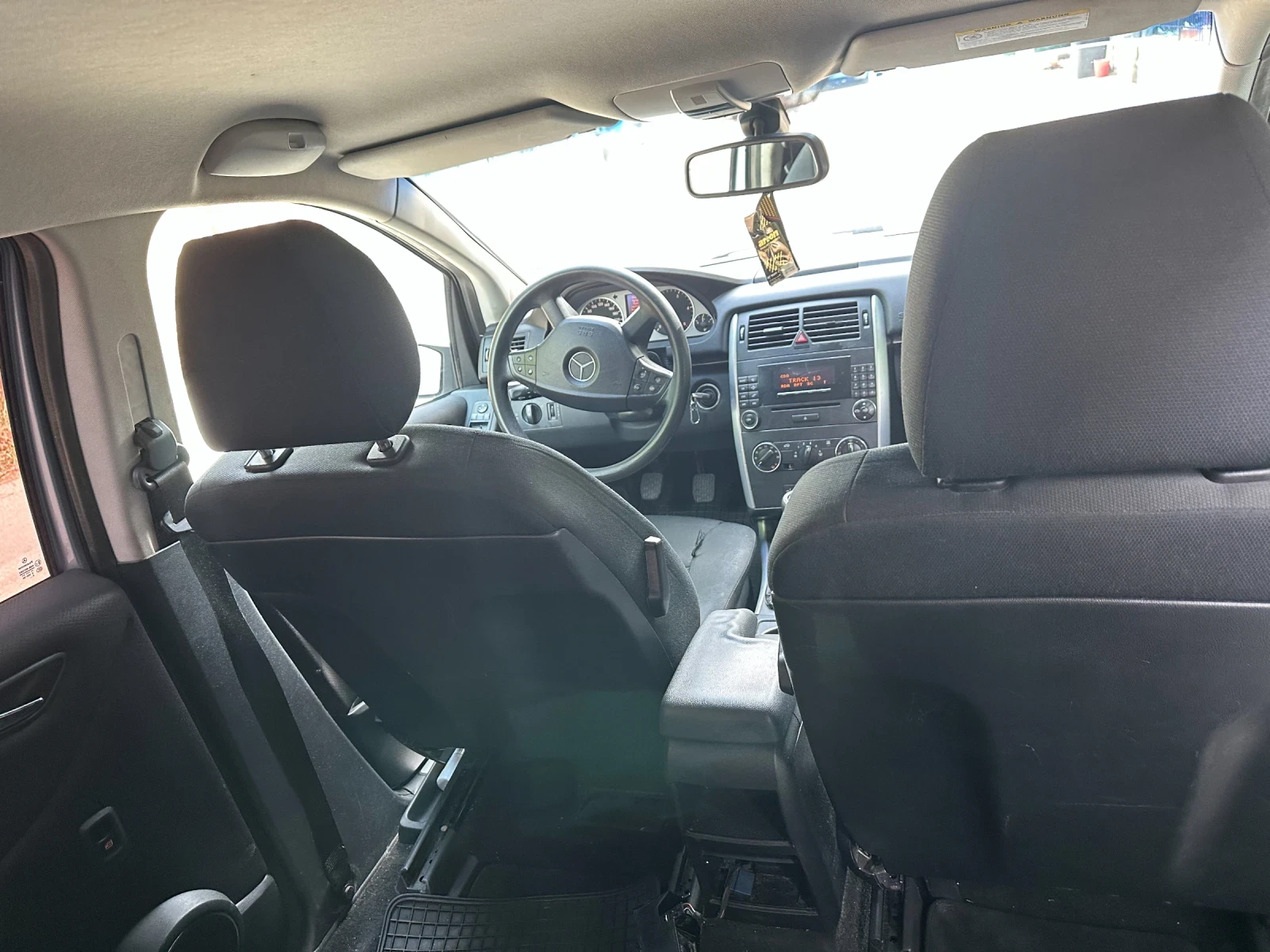 Mercedes-Benz 180, снимка 6 - Автомобили и джипове - 55710896