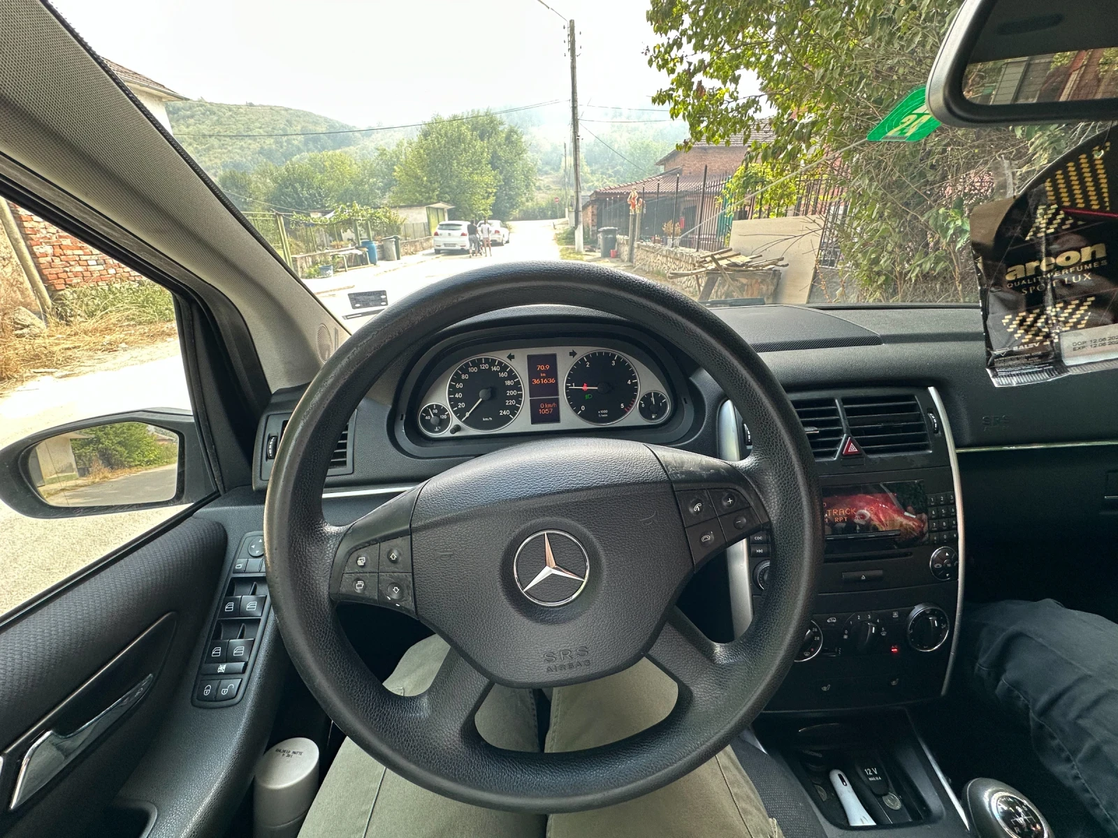 Mercedes-Benz 180, снимка 7 - Автомобили и джипове - 55710896