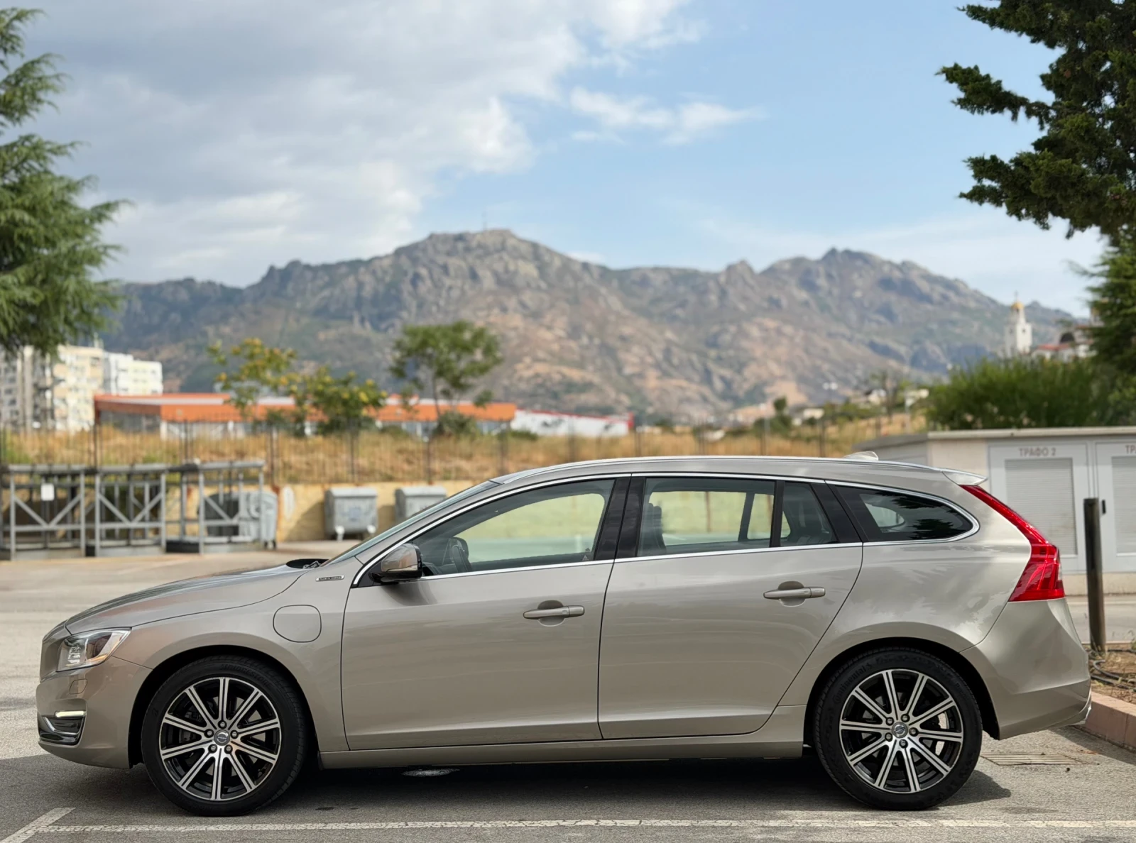 Volvo V60 D6 AWD/Plug-in/���������/Line assist | Mobile.bg � ����������� 2