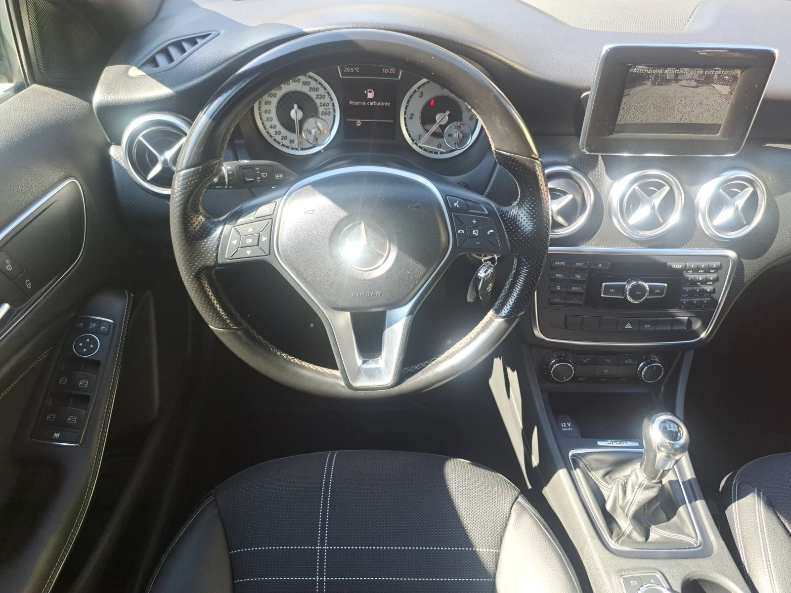 Mercedes-Benz A 180 CDI PREMIUM SPORT EURO 5B NAVI TOP, снимка 14 - Автомобили и джипове - 56135861