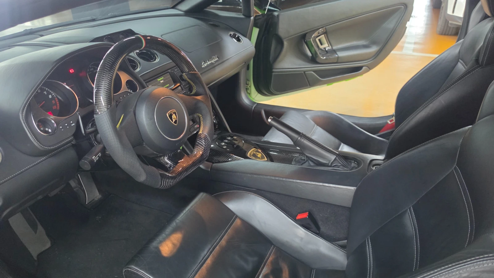 Lamborghini Gallardo LP560-4 ������ ����* encareu.com | Mobile.bg � ����������� 12