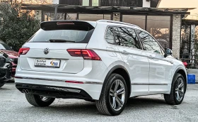 VW Tiguan 2.0TDI 3 x R-LINE ПЕРЛА 4-MOTION ПАНОРАМА CAM-360  - 21999 € / 43026.30 лв. - 48643924 5