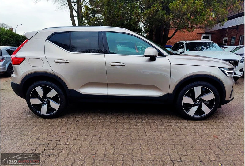 Volvo XC40 T5/PLUG-IN HYBRID/HK/CAMERA/NAVI/378, снимка 4 - Автомобили и джипове - 44672238