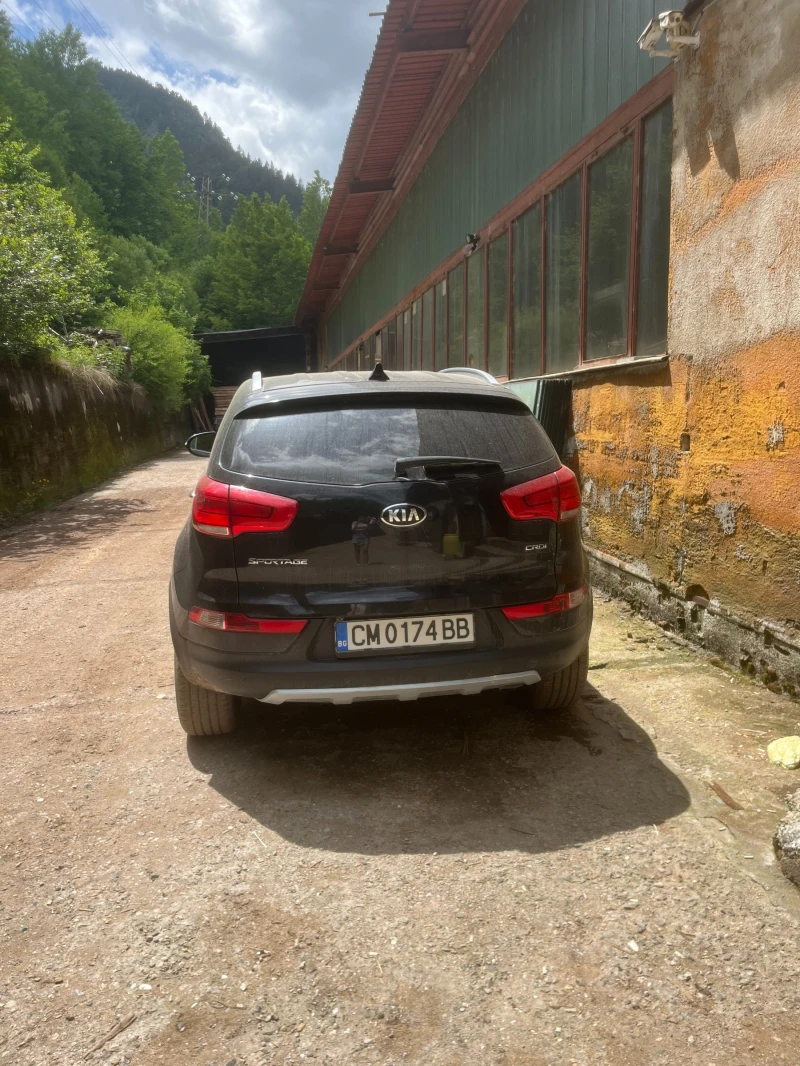 Kia Sportage 2.2, снимка 3 - Автомобили и джипове - 48916229