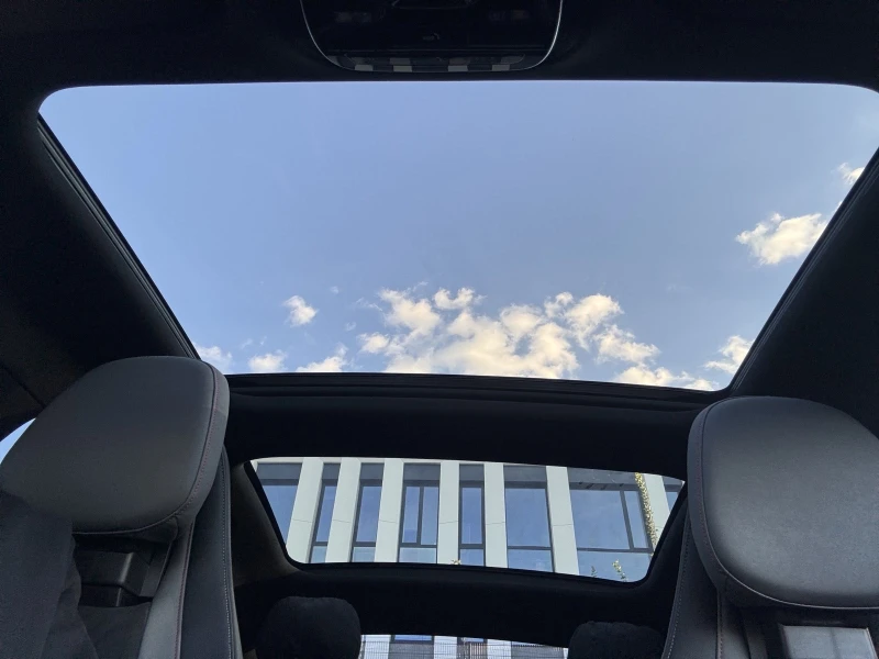 Mercedes-Benz EQE 350+ /AMGx2/KEYLESS/PANO/Assist/360/MBUX/DISTRONIC, снимка 9 - Автомобили и джипове - 52002833