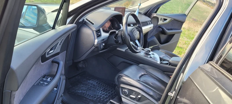 Audi Q7, снимка 14 - Автомобили и джипове - 52110664
