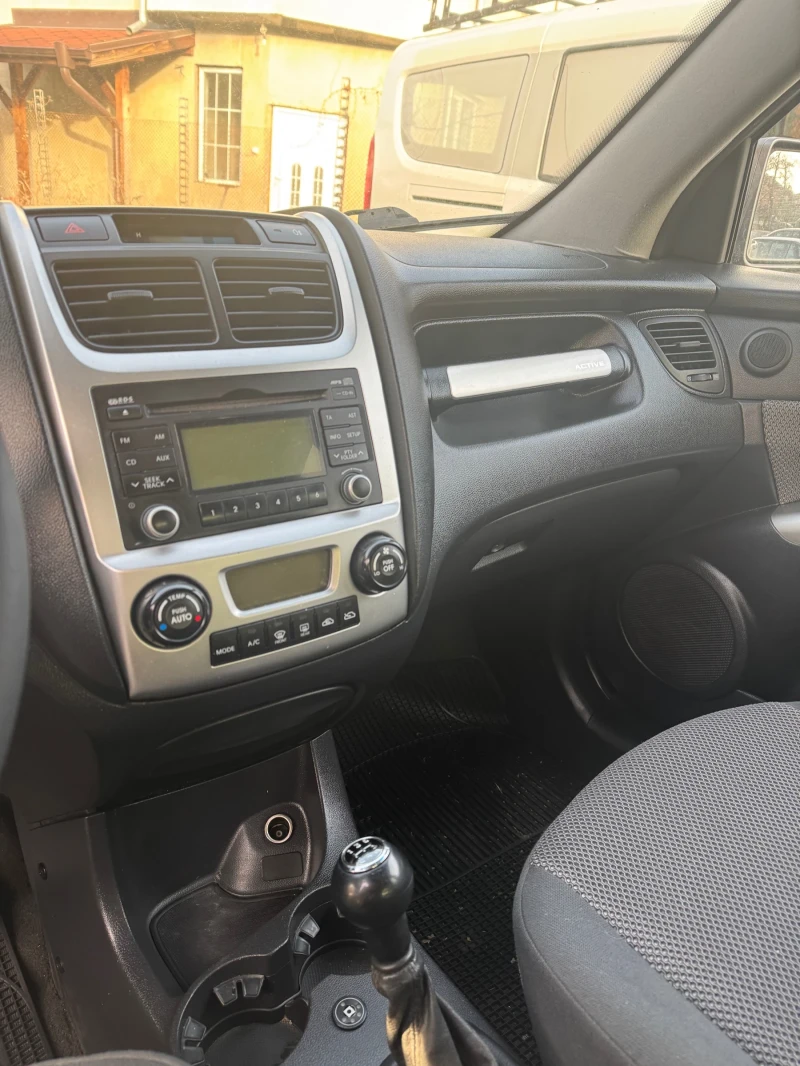 Kia Sportage, снимка 7 - Автомобили и джипове - 52472389