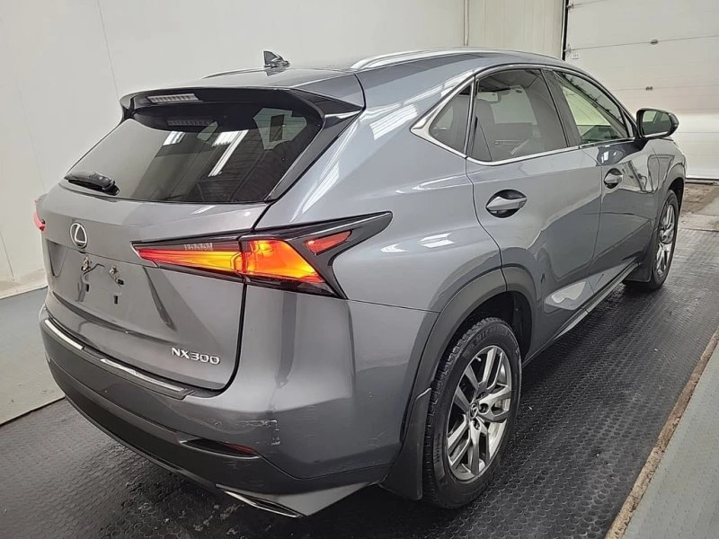 Lexus NX * 300 * CARFAX * БЕЗ ПЪРВОНАЧАЛНА ВНОСКА, снимка 3 - Автомобили и джипове - 52806356
