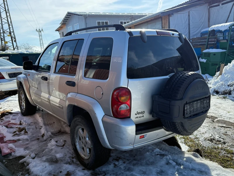 Jeep Cherokee 2.8 CRD, снимка 4 - Автомобили и джипове - 53219993