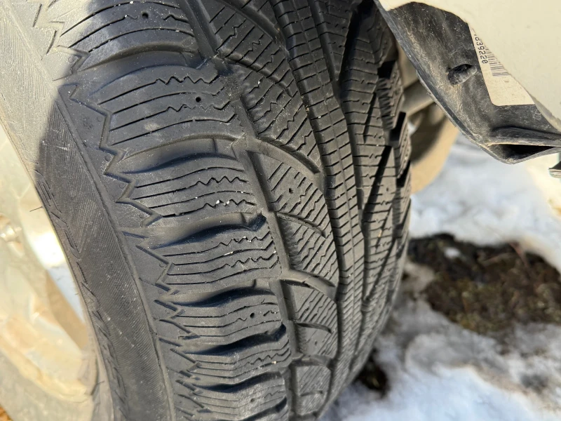 Jeep Cherokee 2.8 CRD, снимка 11 - Автомобили и джипове - 53219993