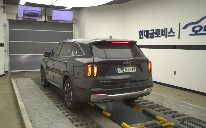 Kia Sorento AWD * DIS * ОБДУХ * КАМЕРА * , снимка 8 - Автомобили и джипове - 55046119