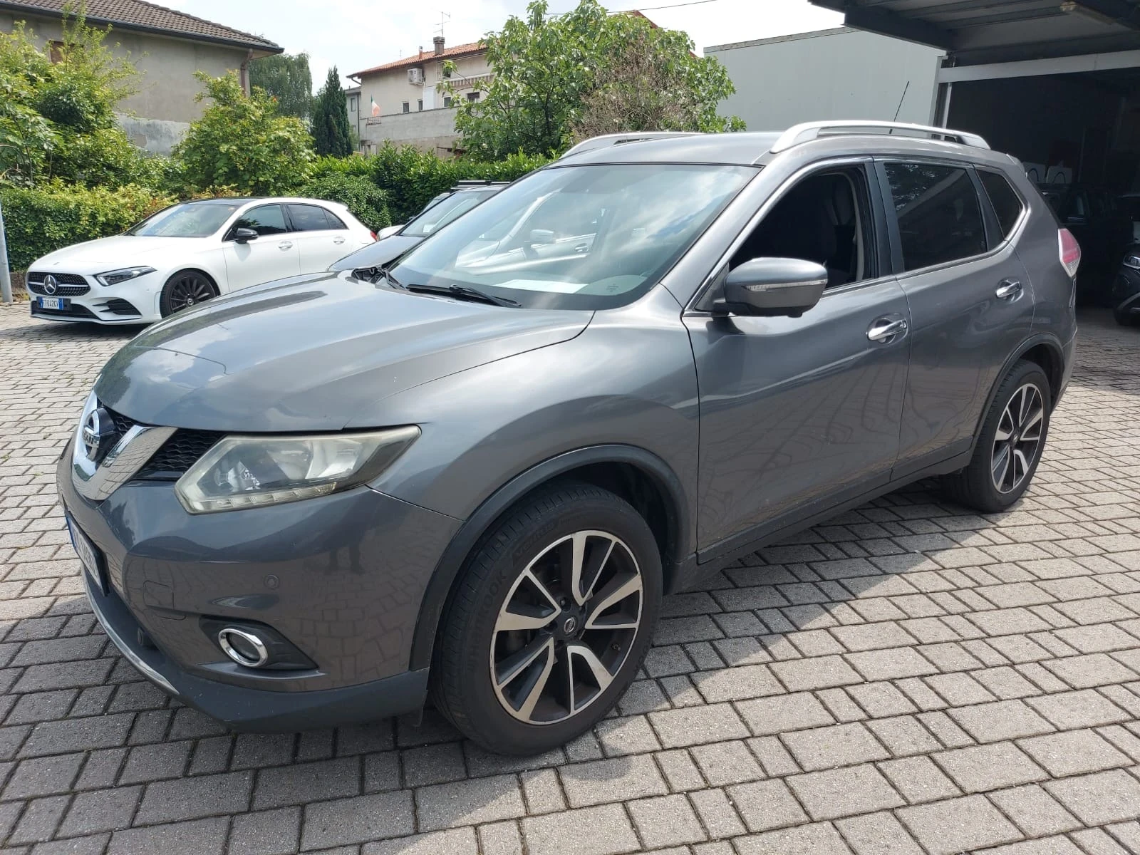 Nissan X-trail 1.6D ОЧАКВАН ВНОС /СЕРВИЗНА ИСТОРИЯ . - изображение 3