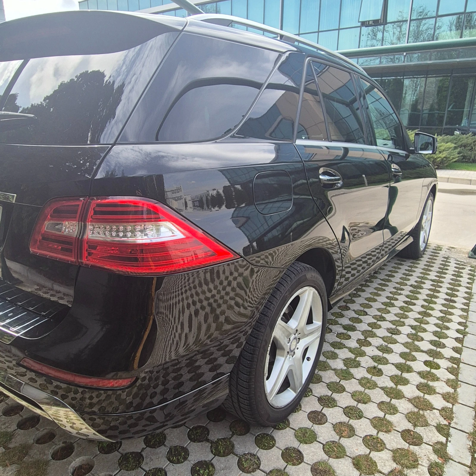 Mercedes-Benz ML 500 4.7 Biturbo - изображение 6