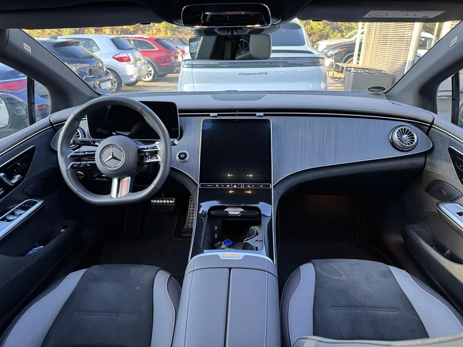 Mercedes-Benz EQE 350+ /AMGx2/KEYLESS/PANO/Assist/360/MBUX/DISTRONIC - изображение 7
