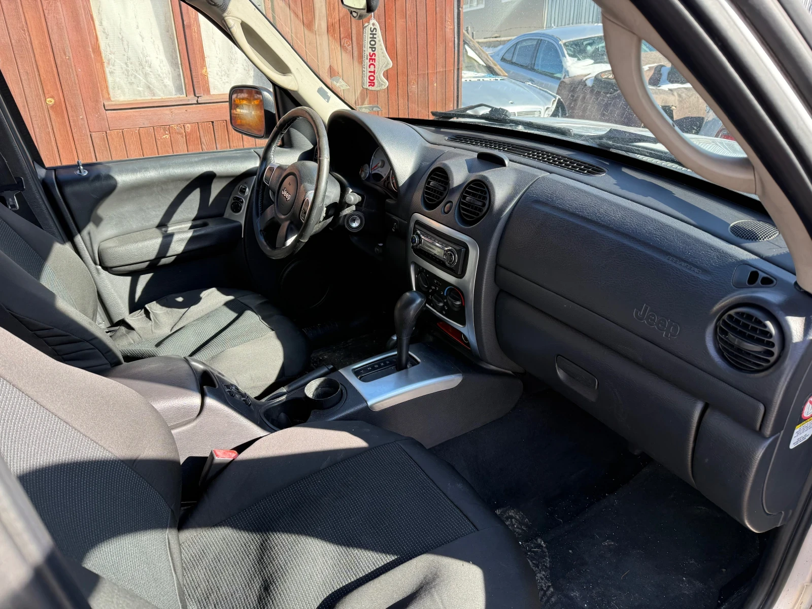 Jeep Cherokee 2.8 CRD - изображение 8