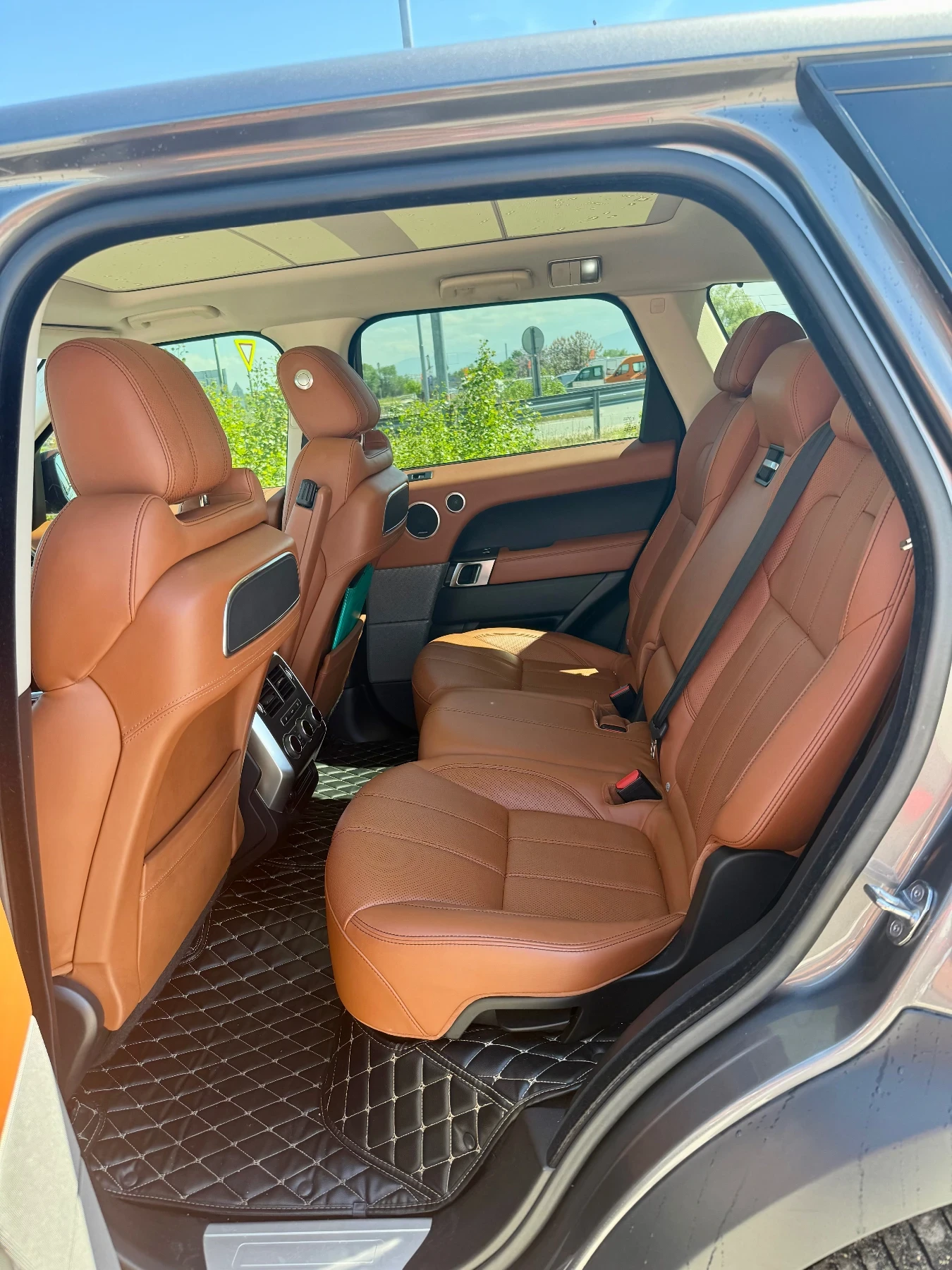 Land Rover Range Rover Sport 4.4 HSE SDV8, снимка 11 - Автомобили и джипове - 54441000
