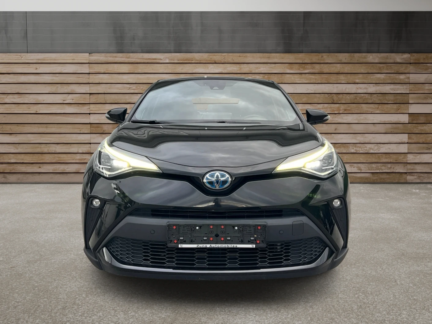 Toyota C-HR Hybrid 96500km * * ПРОЧЕТИ ОПИСАНИЕТО* * , снимка 2 - Автомобили и джипове - 54546568